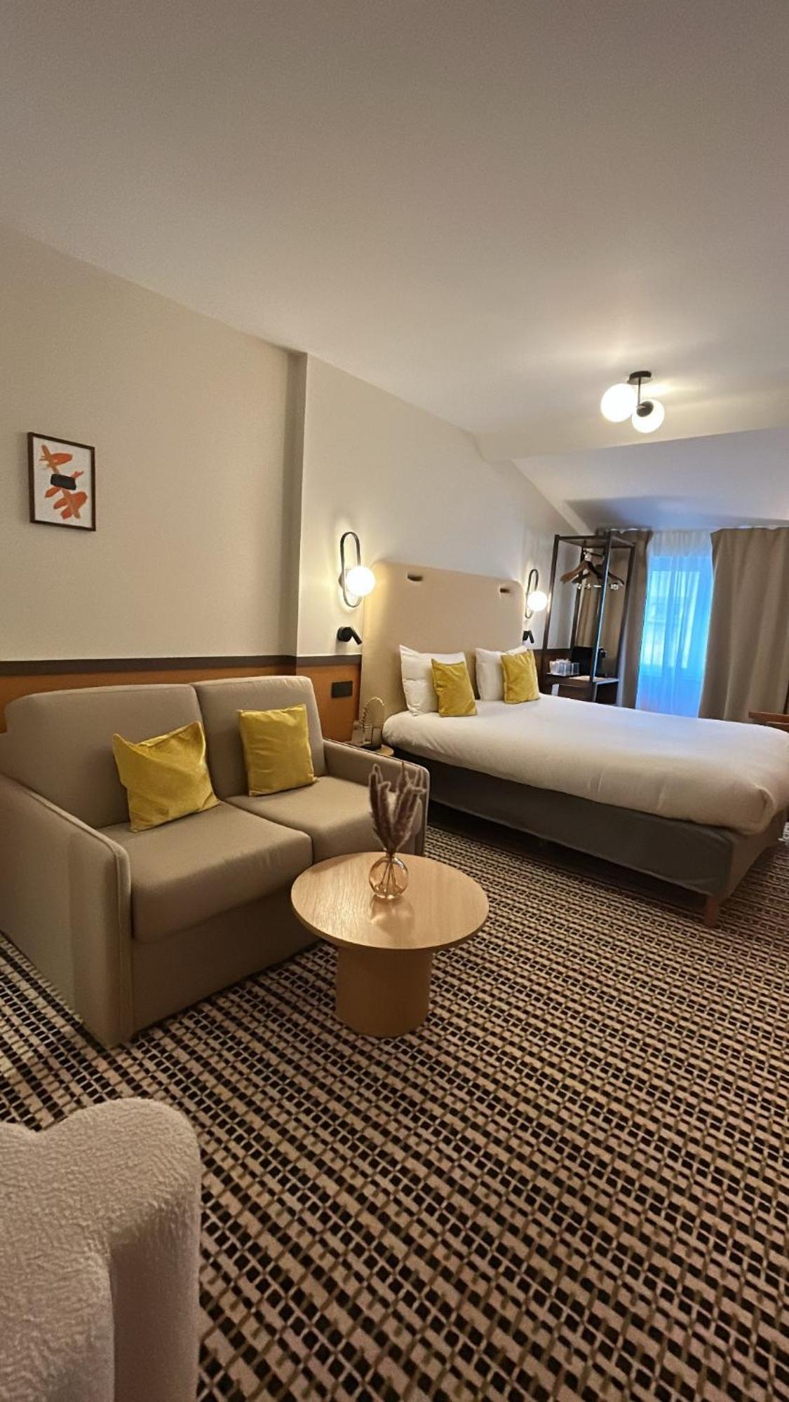 Best Western Plus Au Grand Saint Jean Бон Екстериор снимка