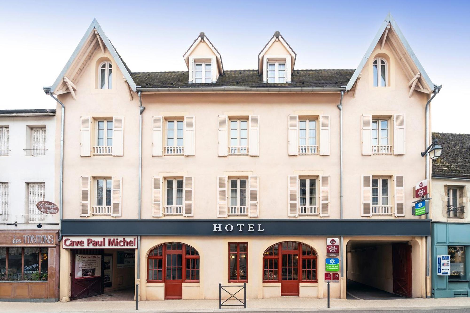 Best Western Plus Au Grand Saint Jean Бон Екстериор снимка