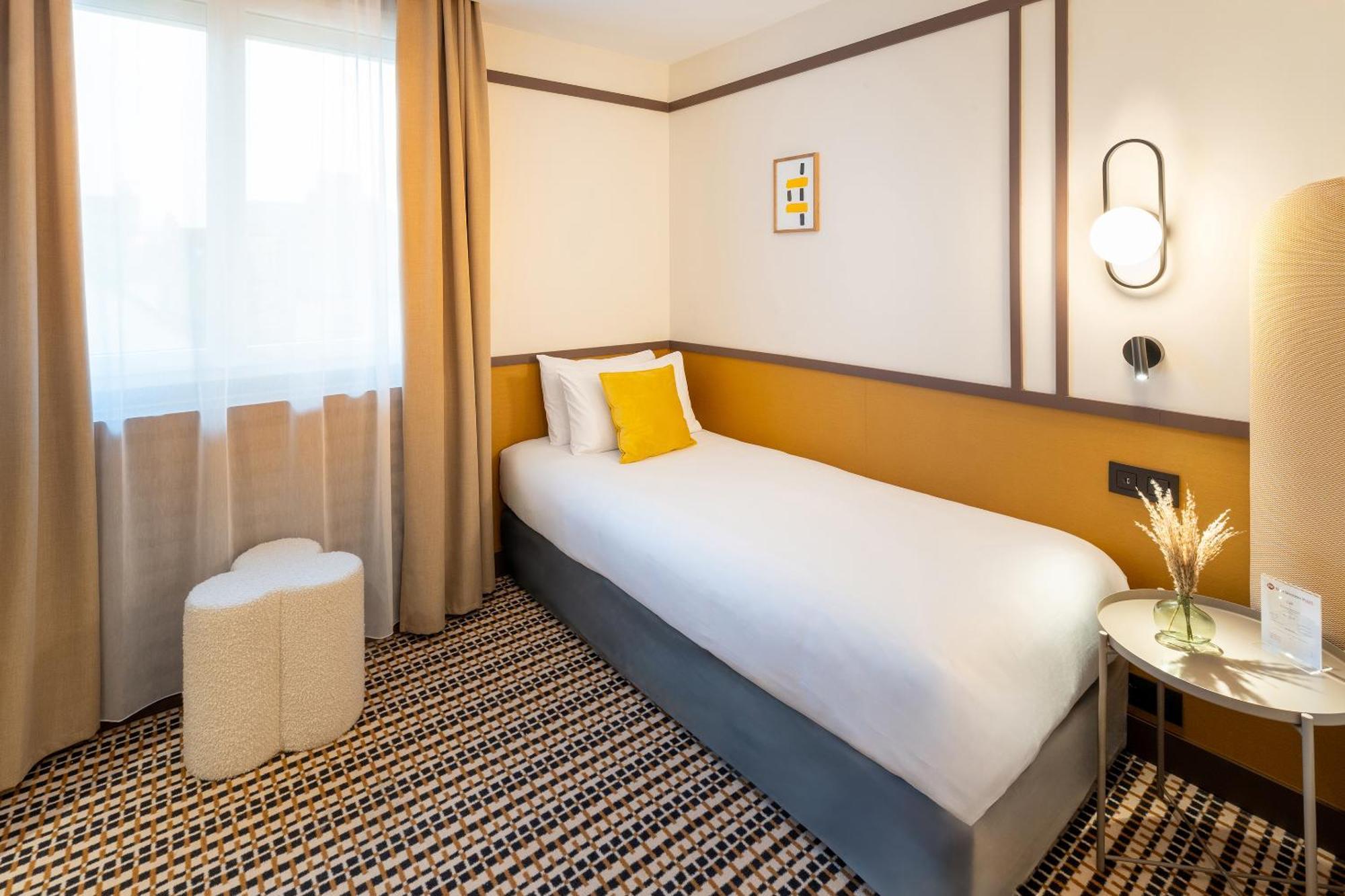 Best Western Plus Au Grand Saint Jean Бон Екстериор снимка