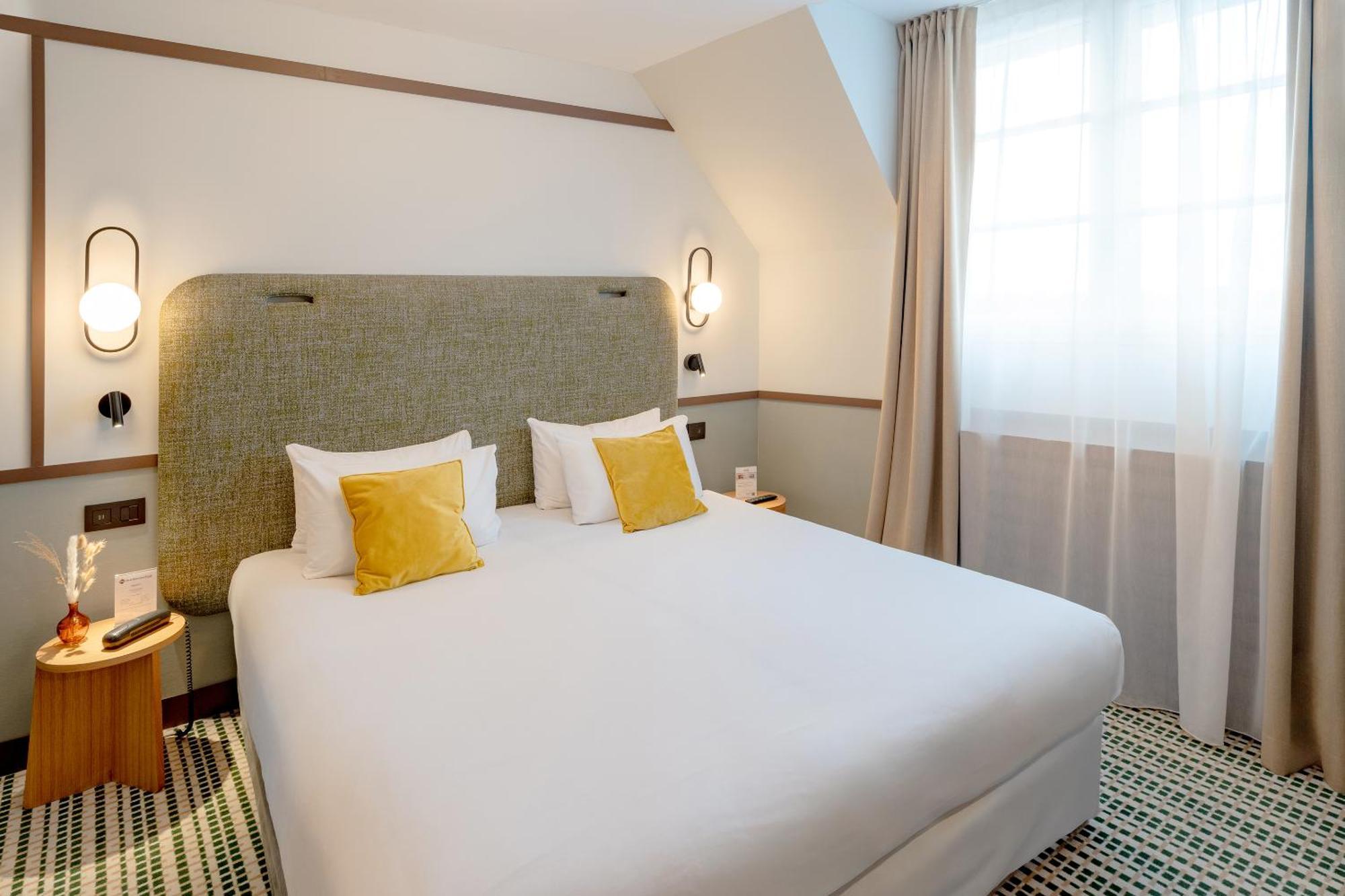 Best Western Plus Au Grand Saint Jean Бон Екстериор снимка